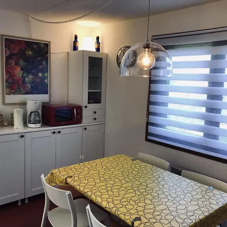 2 Pièces à Châtel, 5 Personnes, Avec Terrasse Exposée Sud - Fr-1-676-150 Appartement Châtel